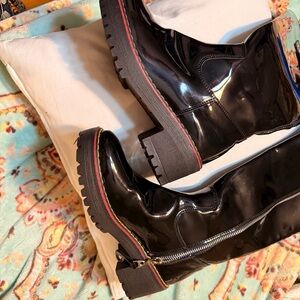 Aquiles ( made in Columbia) Stylish Black patent Rain Boots/Gortex interior